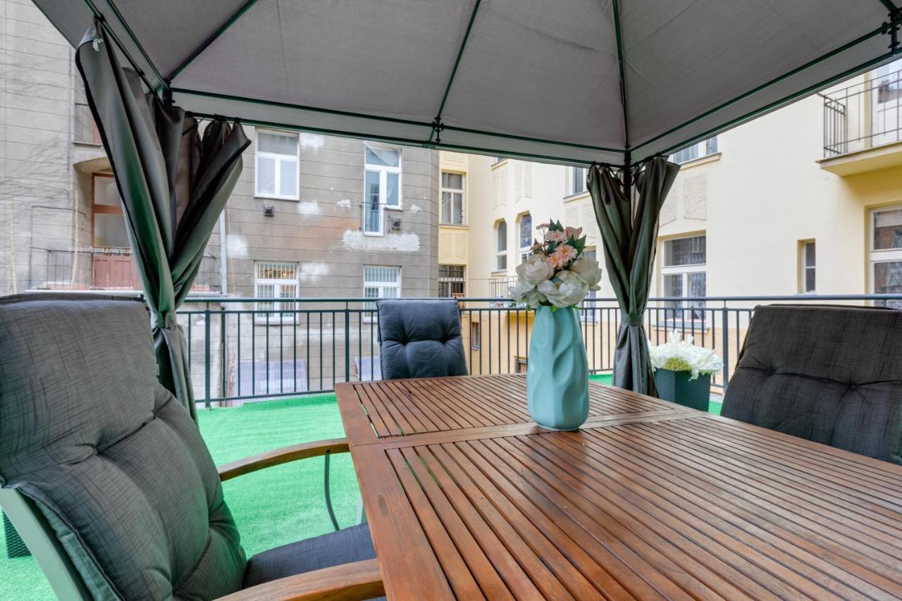 Luxury Riverside Apartments In The Center Of Prague Luaran gambar