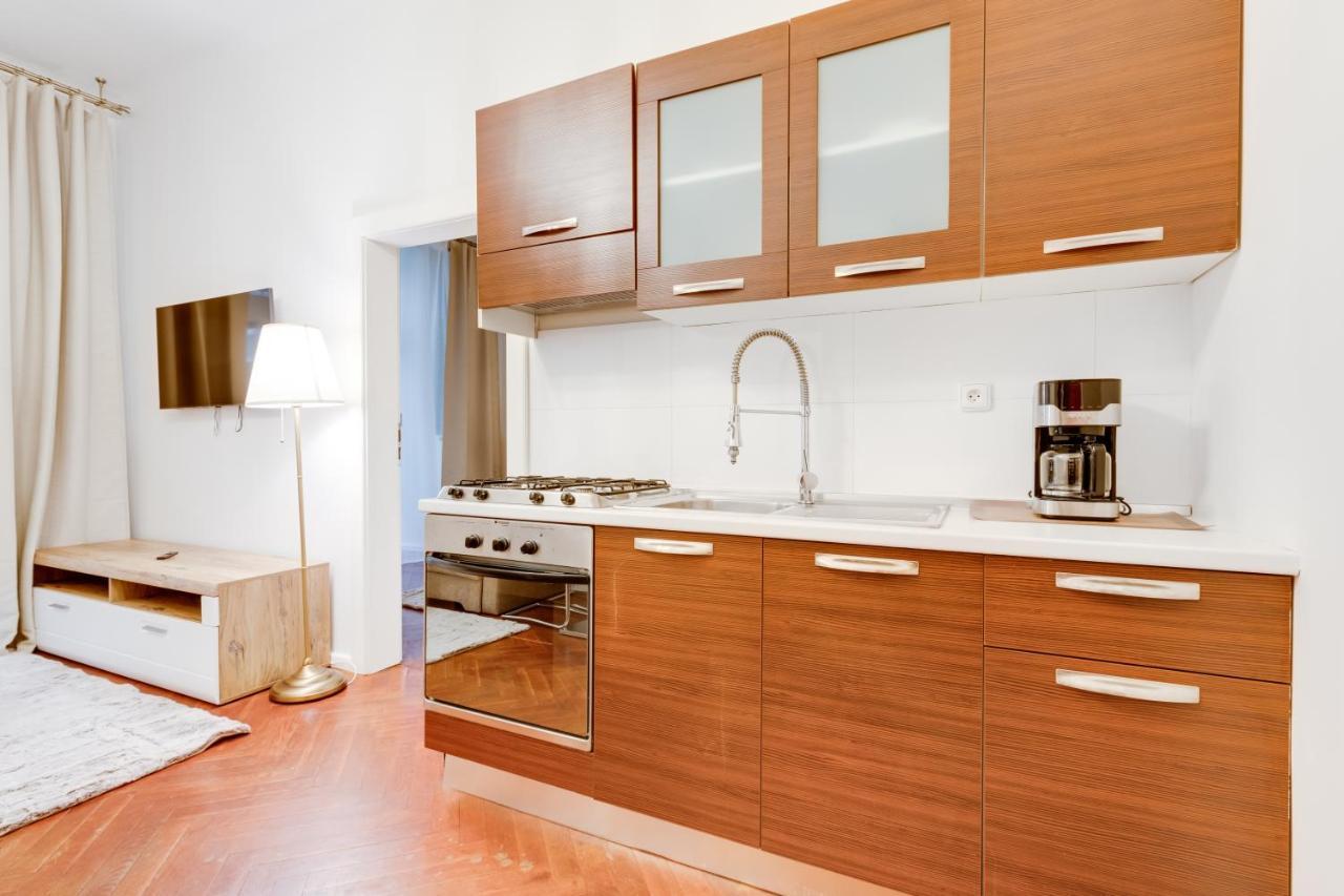 Luxury Riverside Apartments In The Center Of Prague Luaran gambar