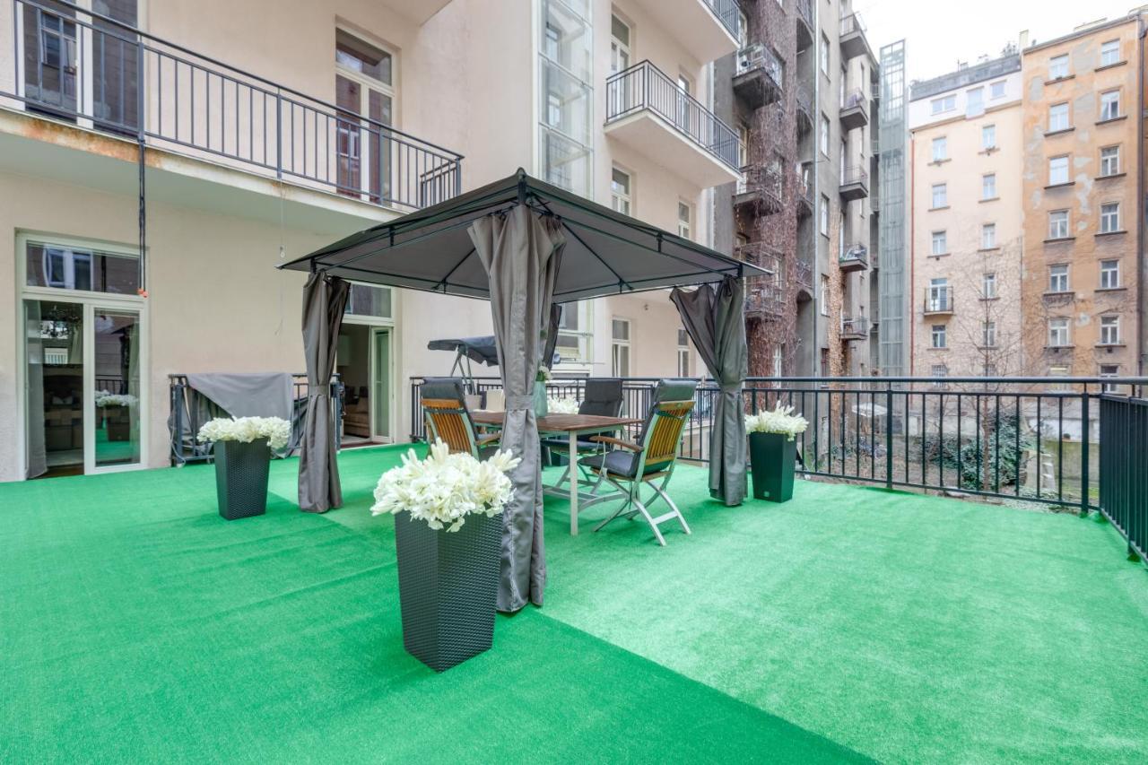 Luxury Riverside Apartments In The Center Of Prague Luaran gambar