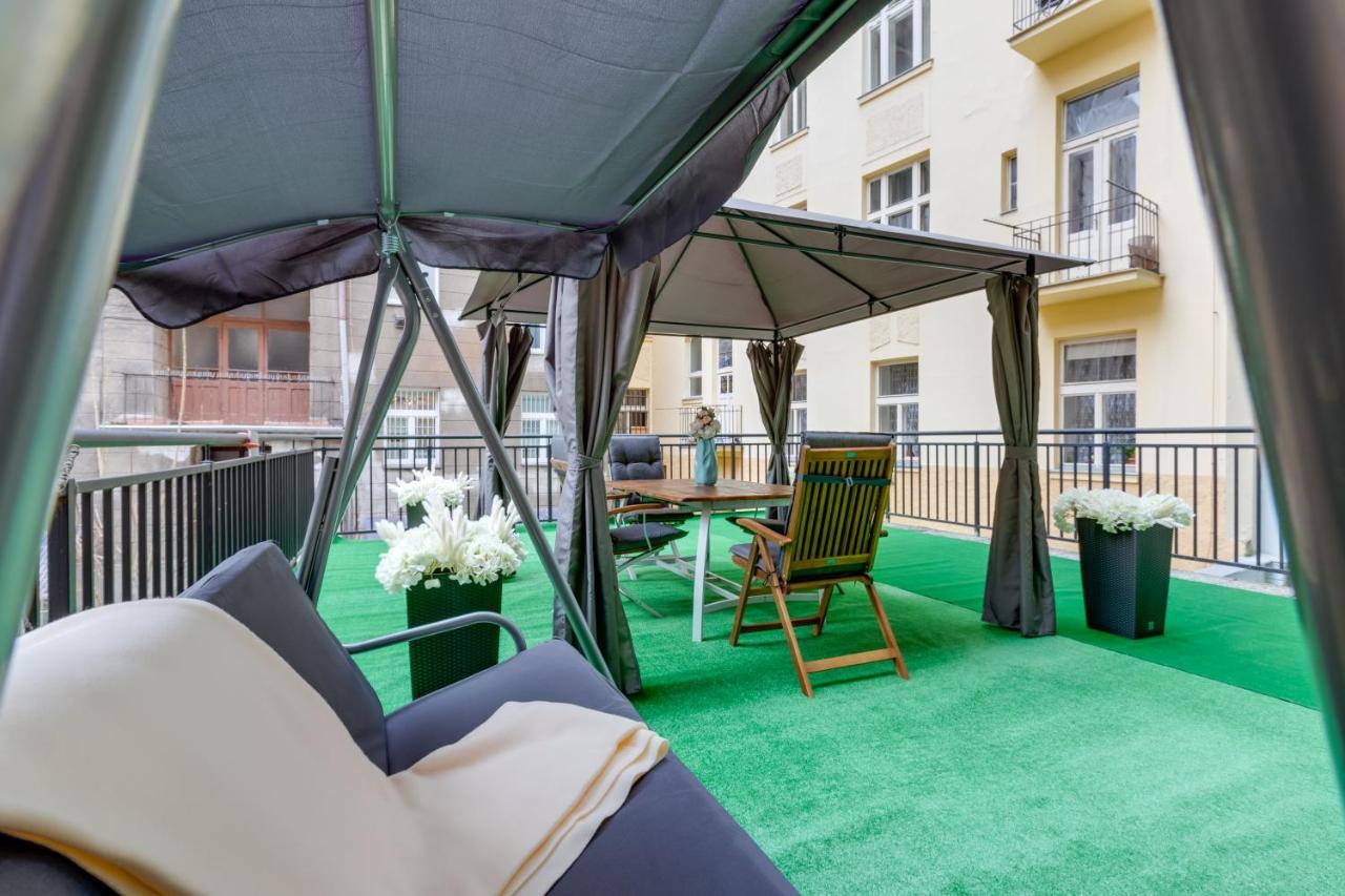 Luxury Riverside Apartments In The Center Of Prague Luaran gambar